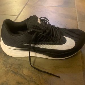 Nike original zoom fly